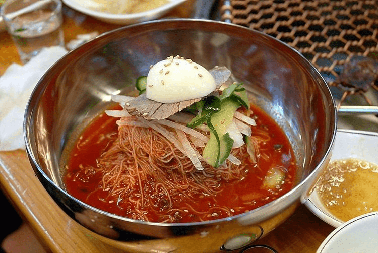 Bibim-naengmyeon 3